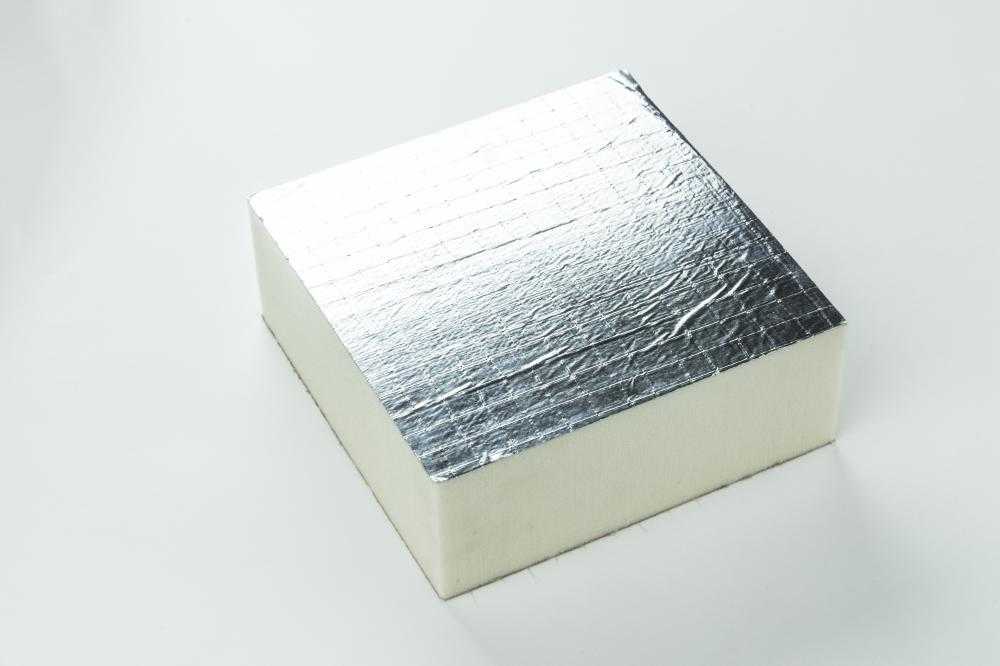 بولي ايسوسيانوريت مغلف بالالمنيوم