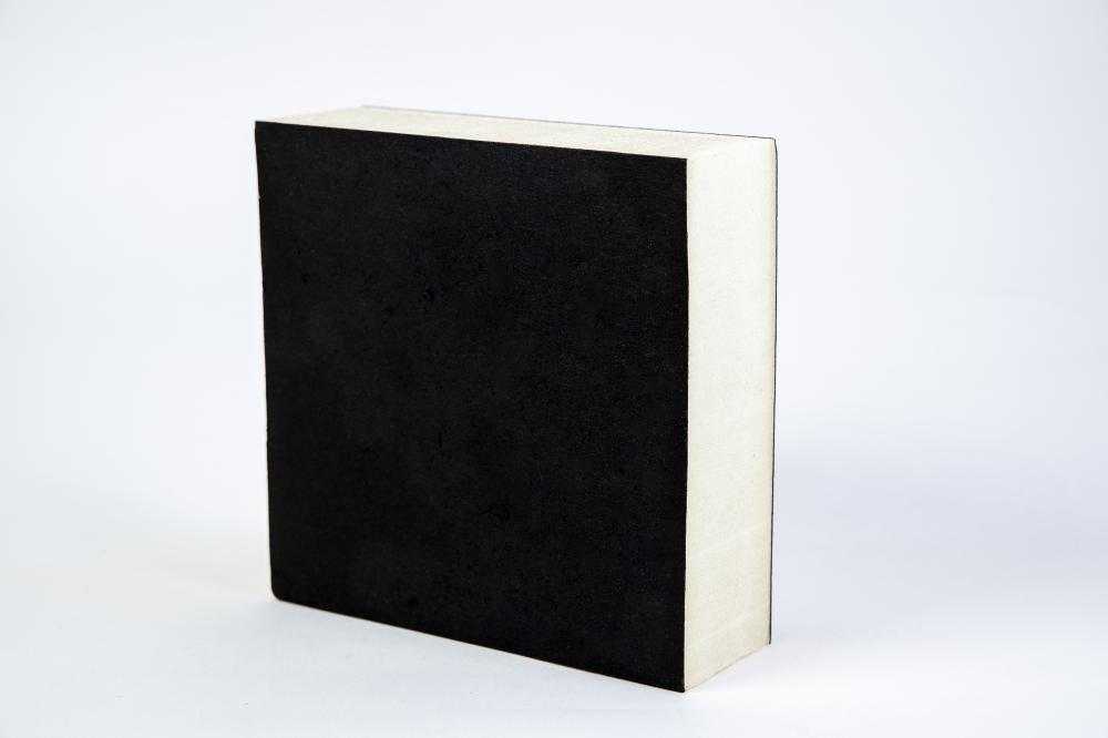 بولي يوريثين مغلف بالاسفلت